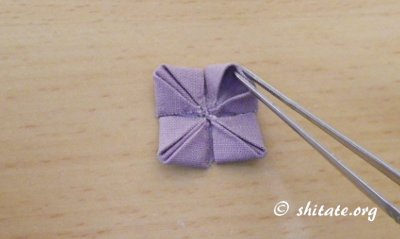 紫陽花 あじさい の つまみ細工の作り方 ブローチにするまで 帯の仕立て屋 みつやま